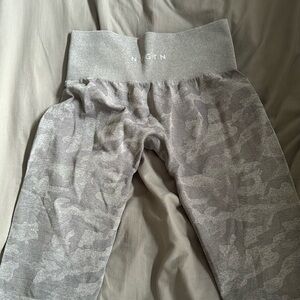 NVGTN camo grey leggings